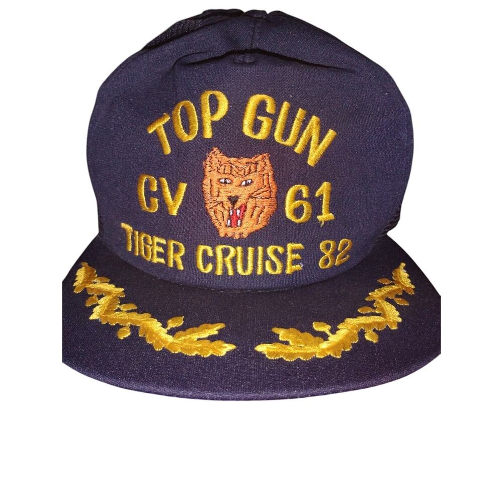 V51-Vintage Early '80s Top Gun Tiger Cruise 82 Trucker Snapback